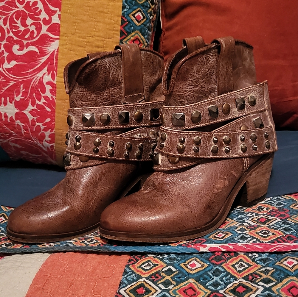 Circle G Leather Booties